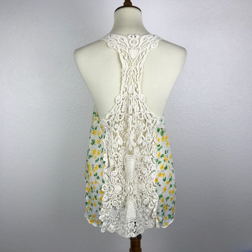 Free People Floral Crochet Asymmetrical Top T70 - Picture 6 of 8